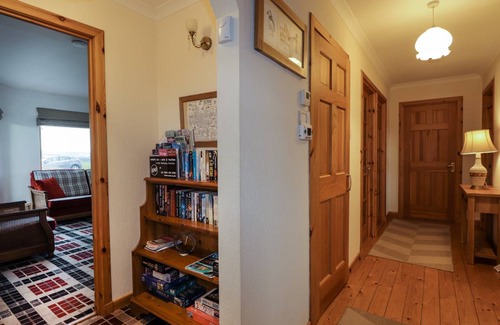 Aberlour Cottage | Cabin ∙ 2 bedrooms ∙ 4 guests