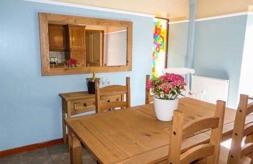 Nairn Cottage | Cabin ∙ 2 bedrooms ∙ 4 guests
