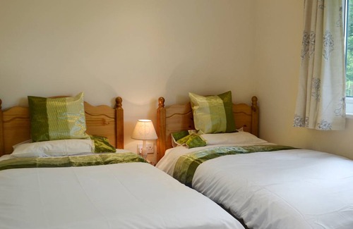 Llandeilo Cottage | Cabin ∙ 2 bedrooms ∙ 4 guests