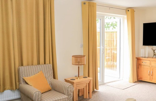 Dawlish Cottage | Cabin ∙ 2 bedrooms ∙ 5 guests