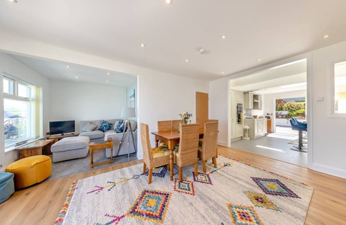 Borth Cottage | Cabin ∙ 2 bedrooms ∙ 5 guests