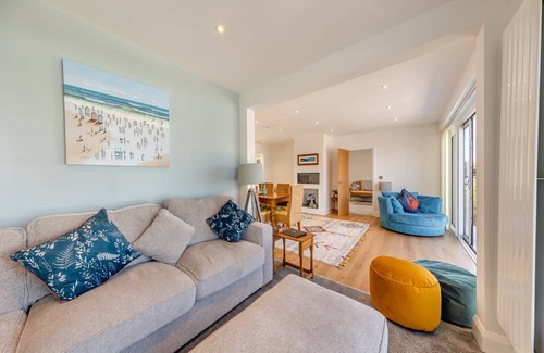Borth Cottage | Cabin ∙ 2 bedrooms ∙ 5 guests