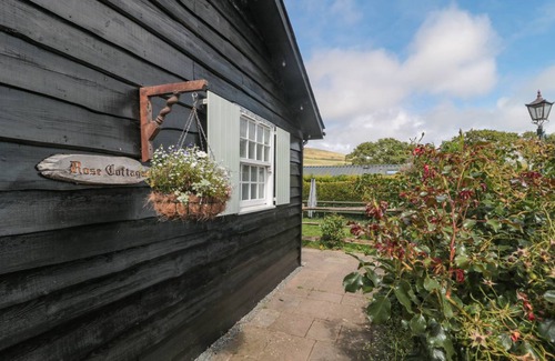Swanage Cottage | Cabin ∙ 2 bedrooms ∙ 6 guests