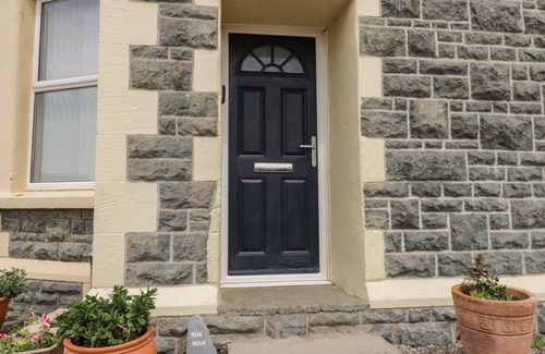 Tywyn Cottage | Cabin ∙ 2 bedrooms ∙ 6 guests