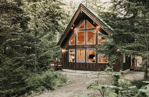 Glacier Cabin | Cabin ∙ 2 bedrooms ∙ 6 guests