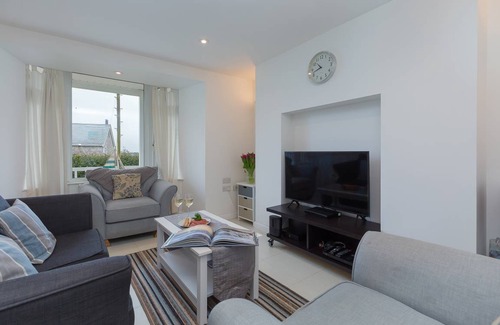 Carbis Bay Cottage | Cabin ∙ 2 bedrooms ∙ 4 guests