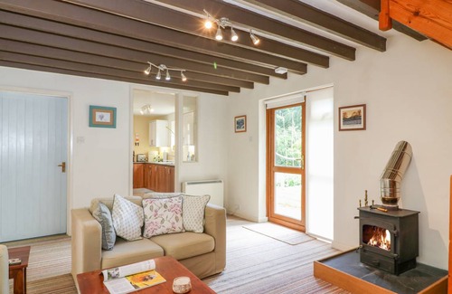 Axminster Cottage | Cabin ∙ 2 bedrooms ∙ 4 guests