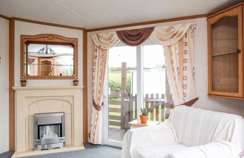 Cylch-Y-Garn Cottage | Cabin ∙ 2 bedrooms ∙ 4 guests