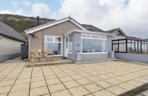 Egremont Cottage | Cabin ∙ 2 bedrooms ∙ 4 guests