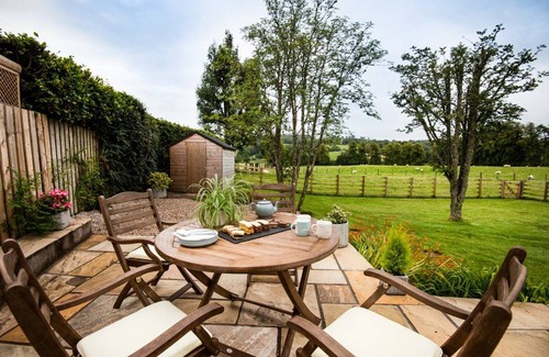 Glasgow Cottage | Cabin ∙ 2 bedrooms ∙ 4 guests