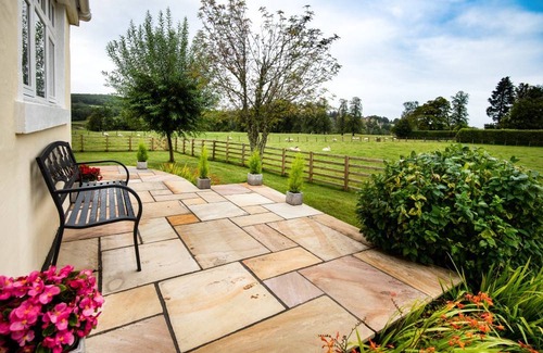 Glasgow Cottage | Cabin ∙ 2 bedrooms ∙ 4 guests