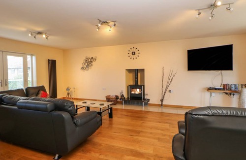 Darlington Cottage | Cabin ∙ 2 bedrooms ∙ 4 guests