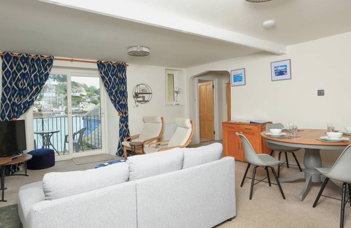 Dartmouth Cottage | Cabin ∙ 2 bedrooms ∙ 4 guests