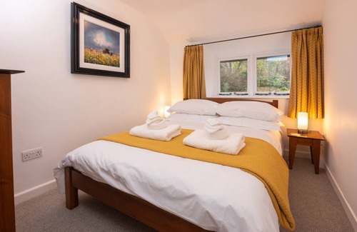 Elterwater Cottage | Cabin ∙ 2 bedrooms ∙ 4 guests