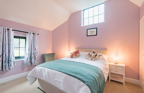 Norton Cottage | Cabin ∙ 2 bedrooms ∙ 4 guests