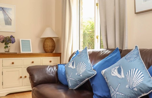 Falmouth Cottage | Cabin ∙ 2 bedrooms ∙ 4 guests