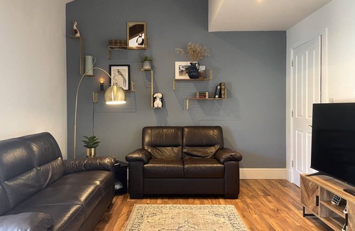 Inverness City Centre Cottage | Cabin ∙ 2 bedrooms ∙ 4 guests
