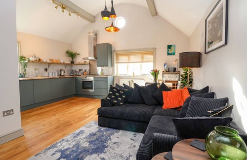 Ironbridge Cottage | Cabin ∙ 2 bedrooms ∙ 4 guests