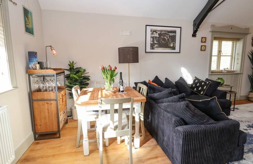 Ironbridge Cottage | Cabin ∙ 2 bedrooms ∙ 4 guests