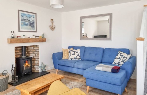 Johnshaven Cottage | Cabin ∙ 2 bedrooms ∙ 4 guests