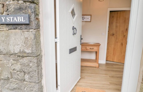 Llanrwst Cottage | Cabin ∙ 2 bedrooms ∙ 4 guests