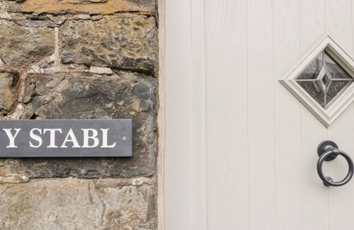 Llanrwst Cottage | Cabin ∙ 2 bedrooms ∙ 4 guests