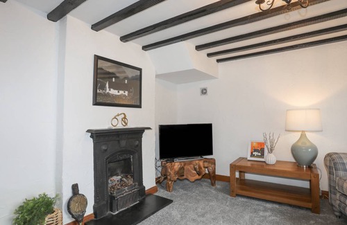 Llandwrog Cottage | Cabin ∙ 2 bedrooms ∙ 4 guests