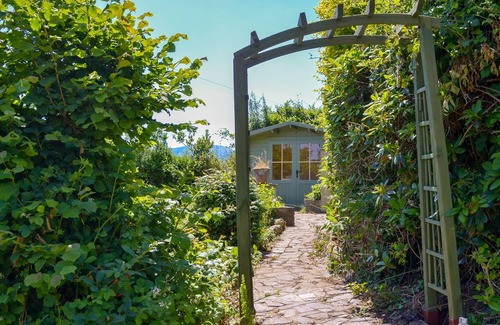Bangor Cottage | Cabin ∙ 2 bedrooms ∙ 4 guests