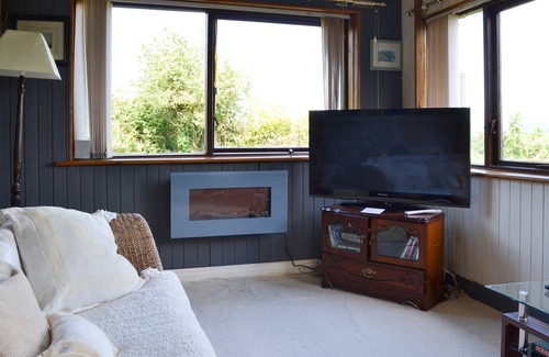 Bangor Cottage | Cabin ∙ 2 bedrooms ∙ 4 guests