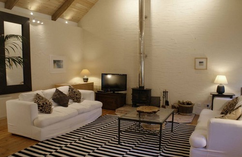 Kingsbridge Cottage | Cabin ∙ 2 bedrooms ∙ 4 guests