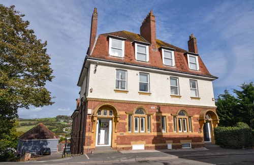 Lyme Regis Cottage | Cabin ∙ 2 bedrooms ∙ 4 guests