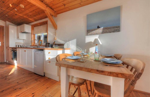 Lyme Regis Cottage | Cabin ∙ 2 bedrooms ∙ 4 guests