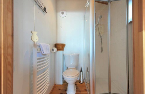 Lyme Regis Cottage | Cabin ∙ 2 bedrooms ∙ 4 guests