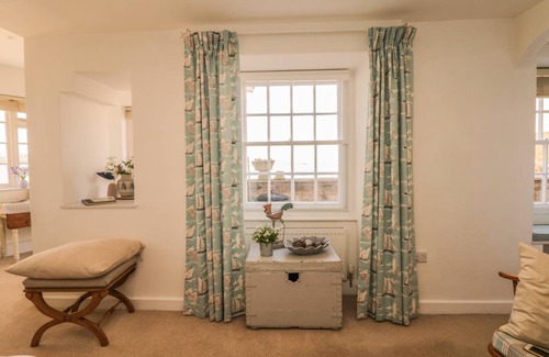 Lympstone Cottage | Cabin ∙ 2 bedrooms ∙ 4 guests