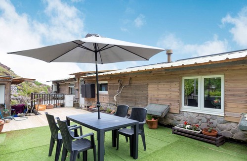 Saint John Cottage | Cabin ∙ 2 bedrooms ∙ 4 guests