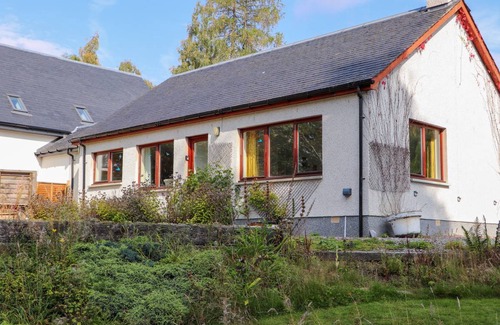 Newtonmore Cottage | Cabin ∙ 2 bedrooms ∙ 4 guests