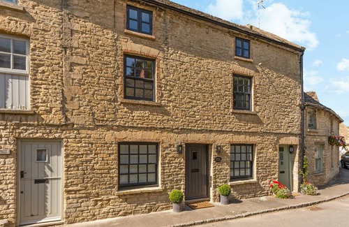 Northleach Cottage | Cabin ∙ 2 bedrooms ∙ 4 guests