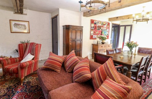 Polesworth Cottage | Cabin ∙ 2 bedrooms ∙ 4 guests