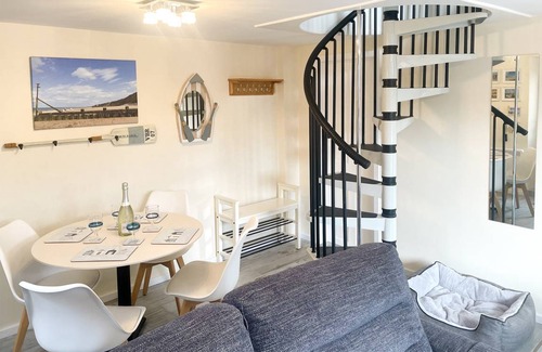 Sheringham Cottage | Cabin ∙ 2 bedrooms ∙ 4 guests