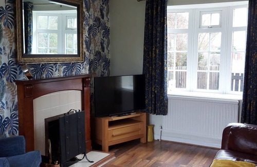 Winestead Cottage | Cabin ∙ 2 bedrooms ∙ 4 guests