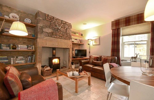 Warkworth Cottage | Cabin ∙ 2 bedrooms ∙ 4 guests