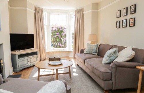 Bowness-on-Windermere Cottage | Cabin ∙ 2 bedrooms ∙ 4 guests