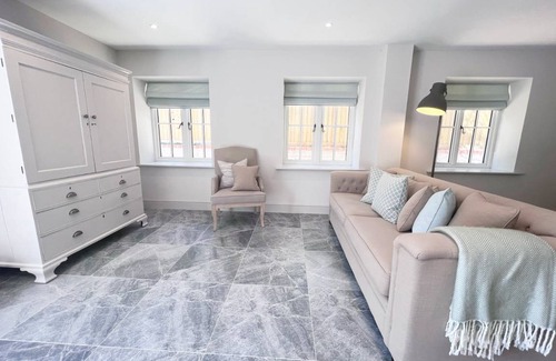 Winterslow Cottage | Cabin ∙ 2 bedrooms ∙ 4 guests