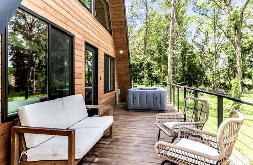 New Iberia Cabin | Cabin ∙ 2 bedrooms ∙ 4 guests