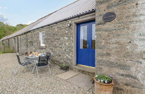 Lochgilphead Cottage | Cabin ∙ 2 bedrooms ∙ 4 guests