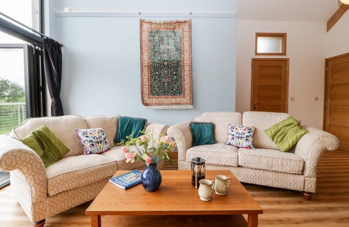 Sturminster Newton Cottage | Cabin ∙ 2 bedrooms ∙ 4 guests