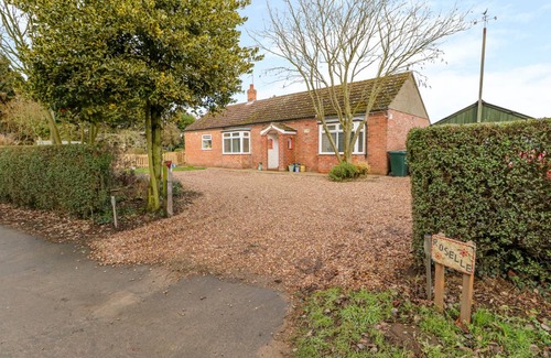 Frampton Cottage | Cabin ∙ 2 bedrooms ∙ 4 guests