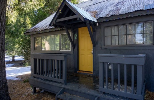 Twin Peaks Cabin | Cabin 2 - The Perch at Twin Peaks