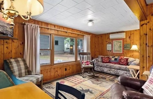 Pine River Apartment | Cabin 3 at Heaths Resort