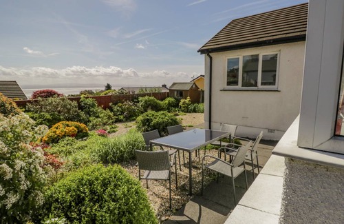 Grange-over-Sands Cottage | Cabin ∙ 3 bedrooms ∙ 6 guests